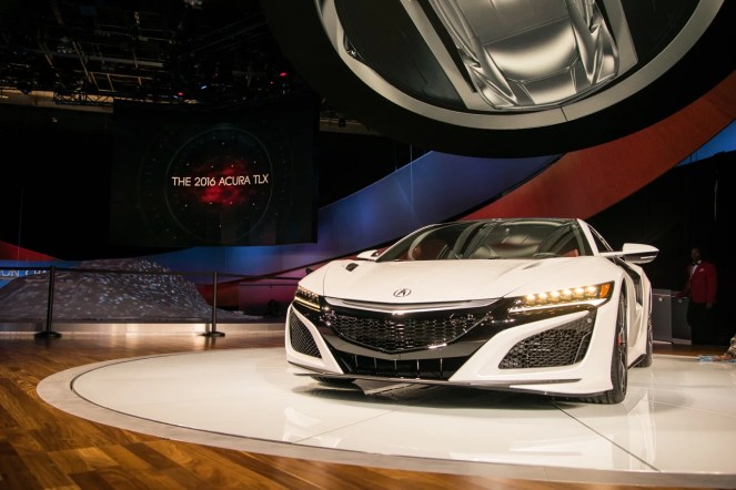 Acura NSX- 2016 Detroit Auto Show-1