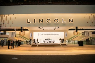 Lincoln Continental- 2016 Detroit Auto Show-5