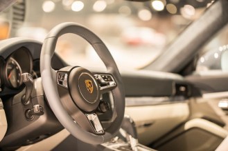 Porsche 911 Turbo- 2016 Detroit Auto Show-4