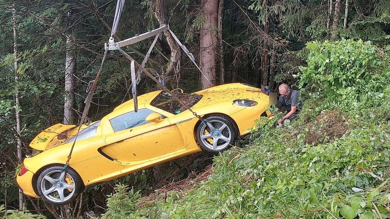 Porsche Carrera GT crash Austria-3
