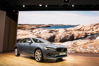 Volvo S90- 2016 Detroit Auto Show-3