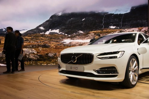 Volvo S90- 2016 Detroit Auto Show-5